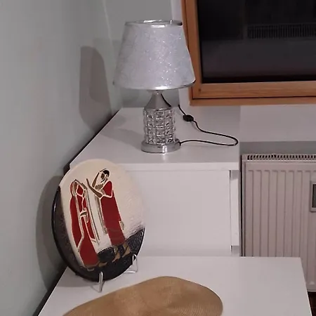 In Wola Near Rondo Onz I Daszynskiego وارسو